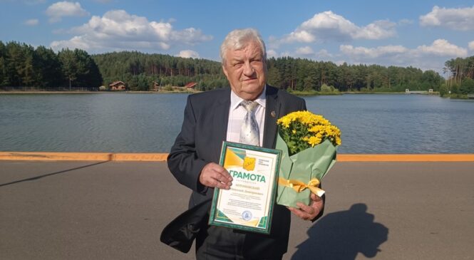 Председатель Брестского облисполкома Пётр Пархомчик дал большую пресс-конференцию представителям СМИ Первого региона