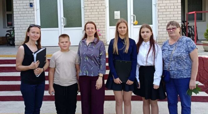 Память жива: Слободская школа приняла родных героя, защищавшего Пружанщину
