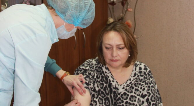 Что дает прививка в сезон ОРИ?