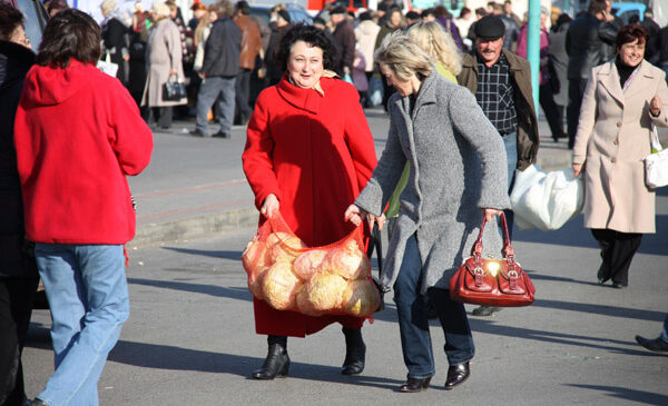 На городской площади прошла осенняя ярмарка