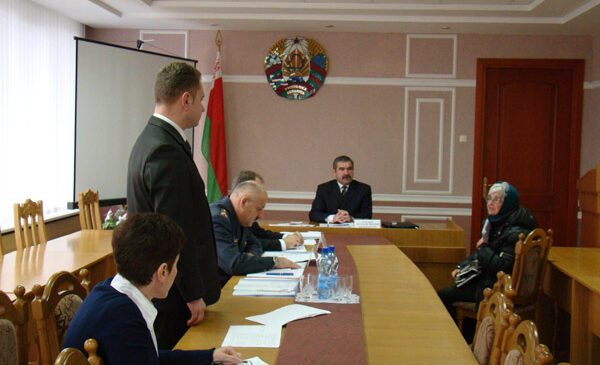 Восемь жителей района обратились за помощью к министру внутренних дел во время приема 3 ноября