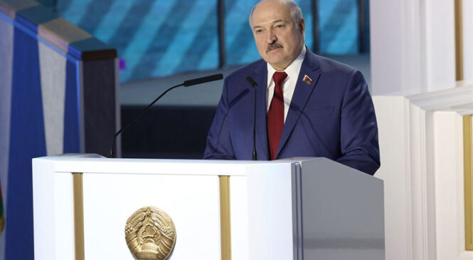 Лукашэнка: айчынныя распрацоўкі ВПК здольны здзівіць і ацвярэзіць праціўнікаў Беларусі і СД