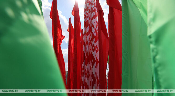 Лукашэнка: супраць Беларусі развязана поўнамаштабная гібрыдная вайна