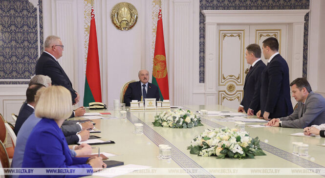 Новаўвядзенні ў сістэме адукацыі сталі тэмай нарады ў Лукашэнкі