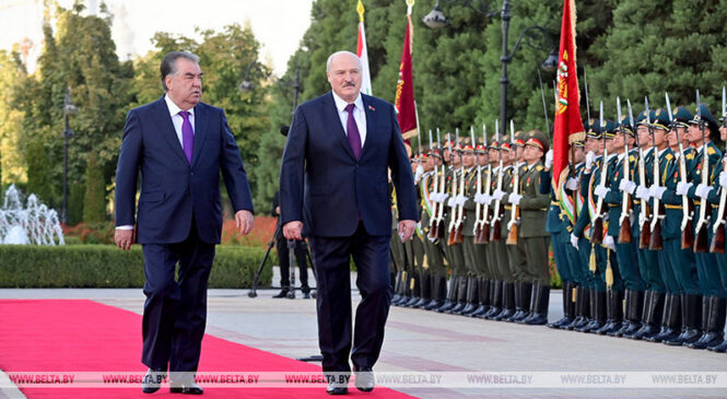 Лукашэнка: Беларусь і Таджыкістан могуць прырастаць у гандлі за кошт выхаду на рынкі трэціх краін