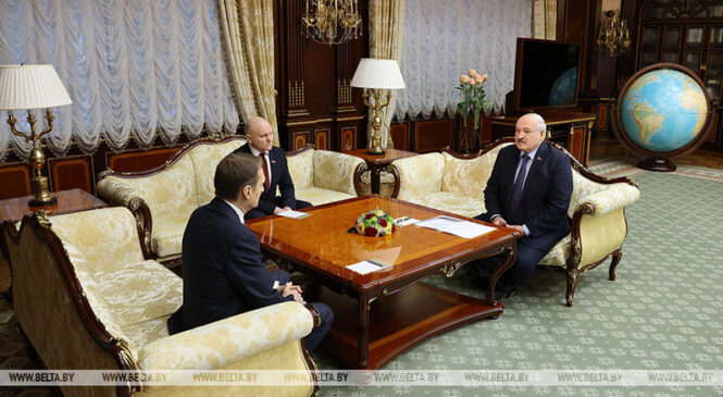 Лукашэнка на сустрэчы з Нарышкіным: пагрозы вельмі сур’ёзныя, часам неймаверныя