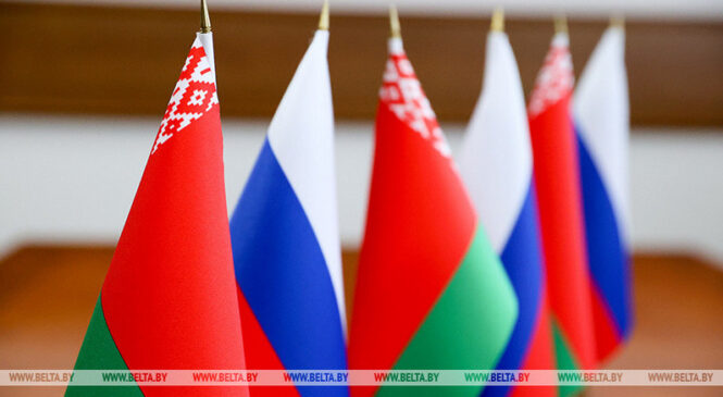 Лукашэнка 5-6 красавіка прыме ўдзел у пасяджэнні ВДС і сустрэнецца з Пуціным