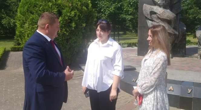 Праца з моладдзю і не толькі: тыдзень дэпутата Аляксандра Леўчука ў выбарчай акрузе