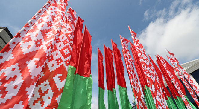 Лукашэнка: сфарміраваны за гады незалежнасці базіс дае магчымасць з упэўненасцю глядзець у будучыню