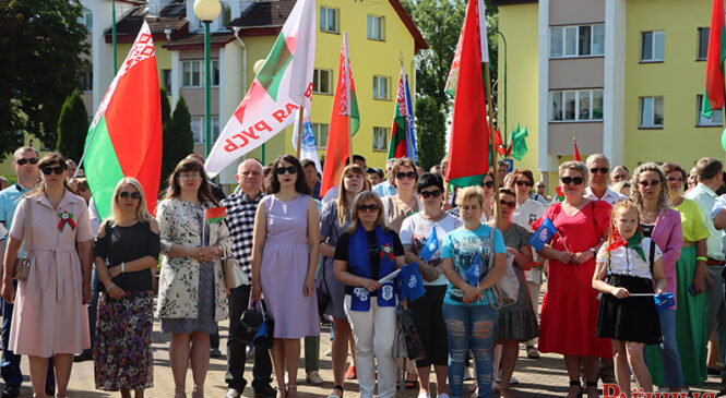Чарговую мірную гадавіну Незалежнасці Рэспублікі Беларусь адзначылі Пружаны (+многа фота)