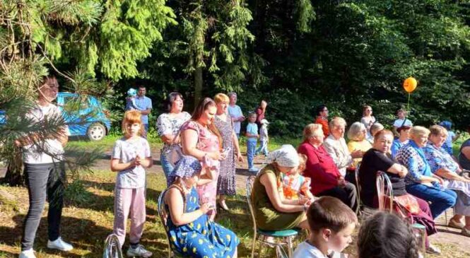 Цёпла і душэўна святкавала Дзень вёскі Крыніца