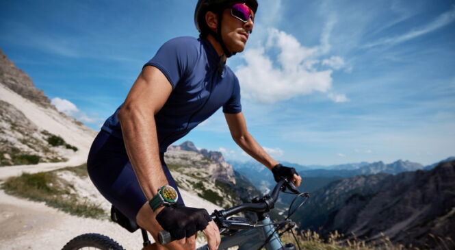 В Беларуси станут доступны смарт-часы Huawei Watch Ultimate с расширенными функциями для дайвинга и игры в гольф