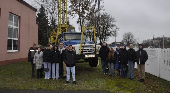 З экскурсіяй наведалі Пружанскую ПМК-21 будучыя выпускнікі СШ № 5