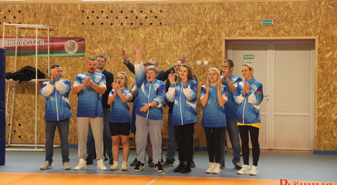 Каманда Пружанскага райвыканкама – пераможца спаборніцтваў па валейболе занальнага этапу абласной спартакіяды «Вертыкаль» (+фота)