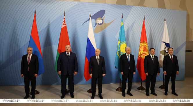 Александр Лукашенко заявил, что дебаты на саммите ЕАЭС были «очень серьезные»