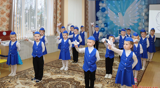 І мір, і сонейкі навокал