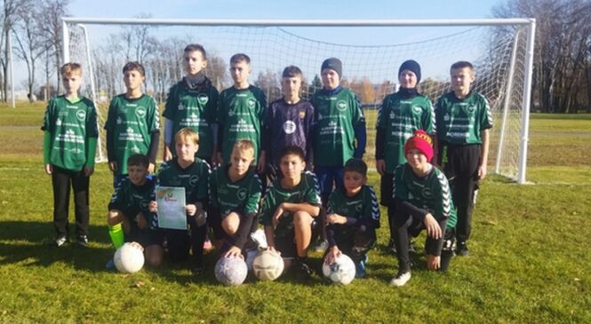 В рамках круглогодичной спартакиады учащихся учреждений общего среднего образования среди школ первой группы прошли районные соревнования по футболу