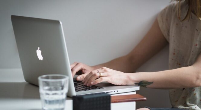 Какие навыки будут цениться на рынке труда через 5 лет — проверьте, не устареет ли ваша профессия