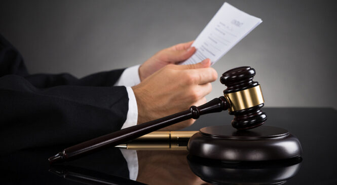 В каких случаях взыскивают алименты на совершеннолетних детей?