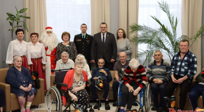 8 января республиканская благотворительная акция «От всей души» заглянула в отделение круглосуточного пребывания для людей пожилого возраста и инвалидов в аг. Лысково