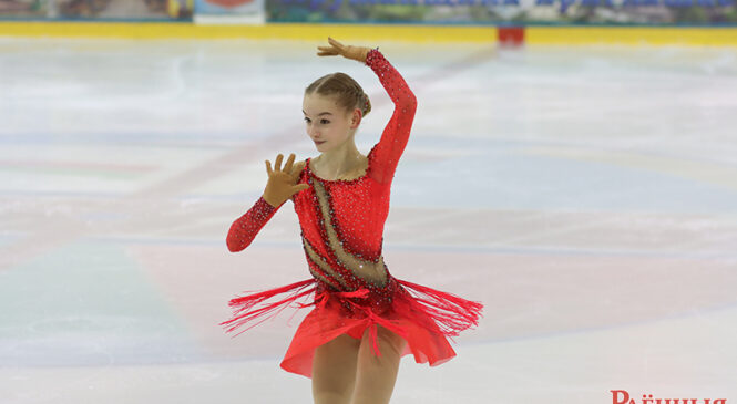 В Ледовом дворце г. Пружаны прошел четвертый этап открытого Кубка Республики Беларусь по фигурному катанию
