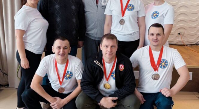 Спортивная команда Пружанского КУПП «Коммунальник» приняла активное участие в областных физкультурно-оздоровительных играх «Февральские старты — 2026»