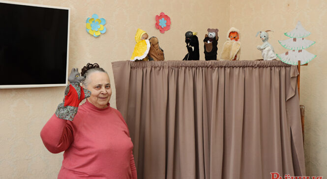 Светлана Николаевна Богданович — удивительная женщина, чья жизнь уже много десятилетий звучит красивой, полифоничной мелодией, где есть место драме, комедии и тихой мудрой притче