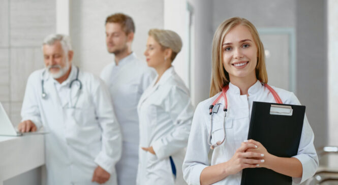 В Минобразования опровергли слухи о запрете платников в медвузах