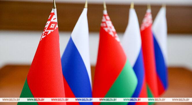 Александр Лукашенко: Беларусь готова создавать совместные предприятия с Мурманской областью