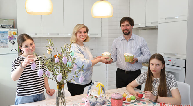 Бог у сэрцы, сонца ў небе — па такім прынцыпе жыве і сям’я Барасій, якая сёлета адзначае фарфоравае вяселле