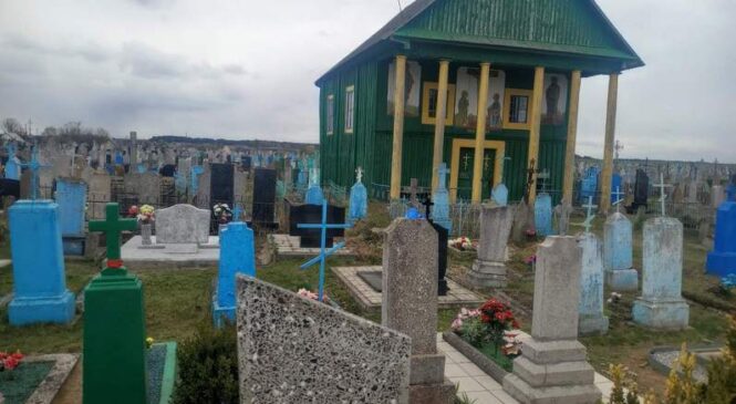 Брестские пограничники информируют о порядке посещения пограничной зоны и полосы в дни поминовения усопших